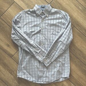 Men’s Tommy Hilfiger plaid dress shirt, size 16 34-35 (L)